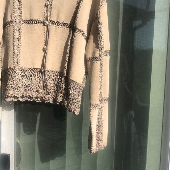 Jacket - Picture 4 of 7